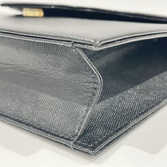 Yves Saint Laurent Logo Plate Side Pocket Beige - Picture 5 of 16